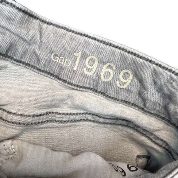 GAP Gray sexy boyfriend Jean Shorts Relaxed Fit Cuffed Hem casual neutral summer - Picture 3 of 5